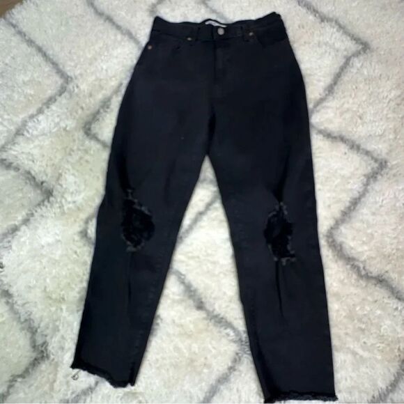 Levi's Denim - Levi's Black Ripped Skinny Jeans NWOT
